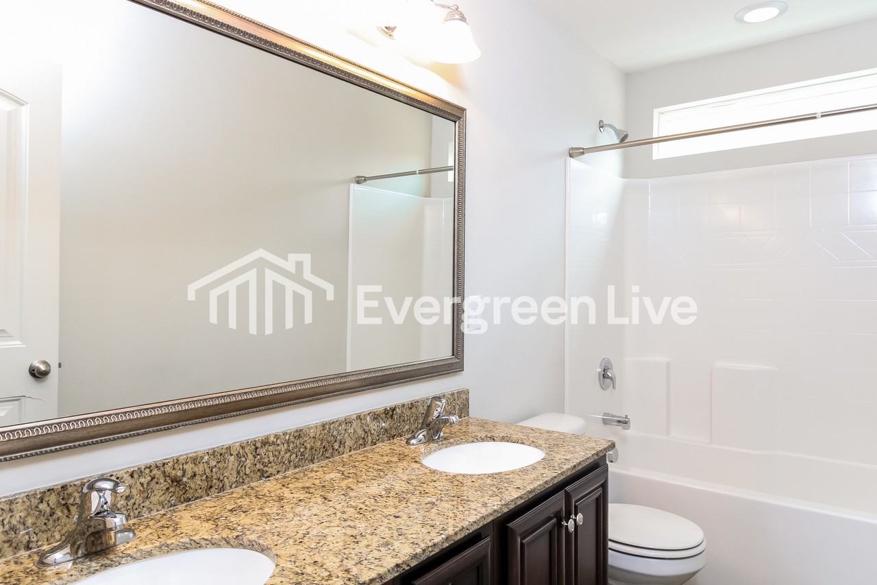138 Manzanita Ln - Photo 6 of 14