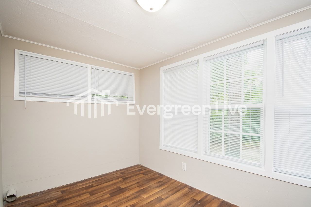 3339 Pine Belt Rd - Photo 5 of 15