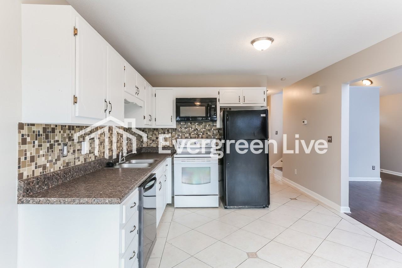 21 Fairhope Ln - Photo 4 of 10