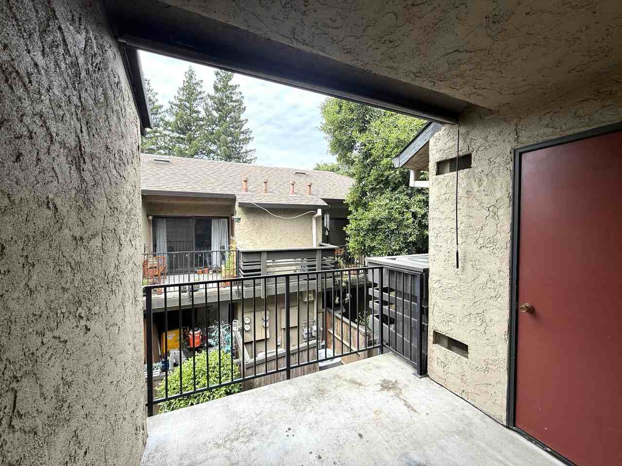 1420 Sherman Ave #16 - Photo 5 of 12
