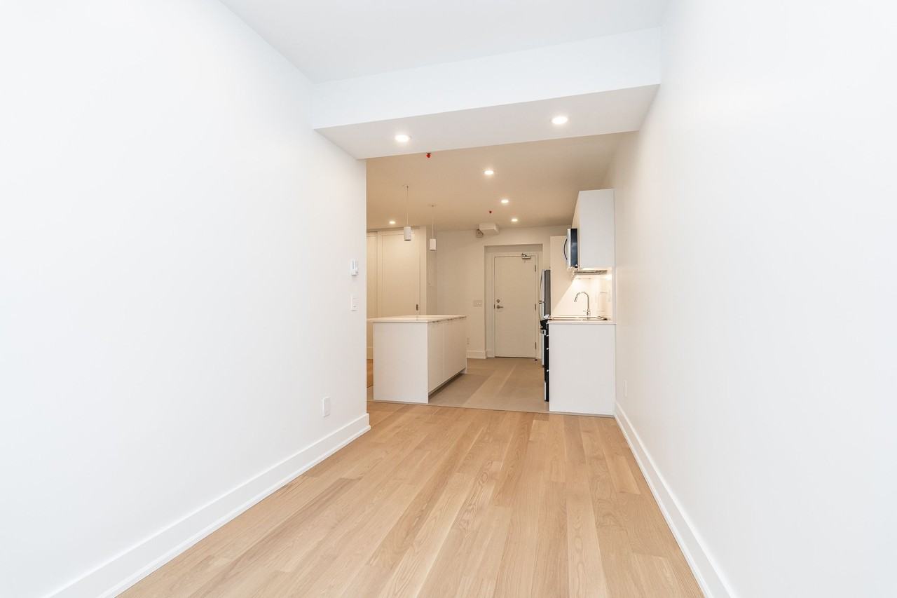 150 Fermanagh Avenue - Photo 6 of 12