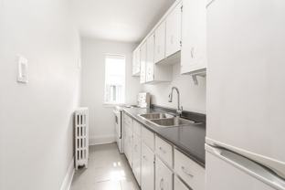 118 Roncesvalles Avenue - Photo 1 of 1