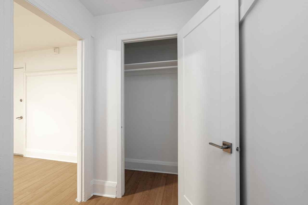 118 Roncesvalles Avenue - Photo 6 of 12