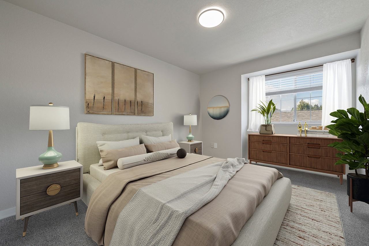 Crown Pointe Apartments - Photo 4 of 13