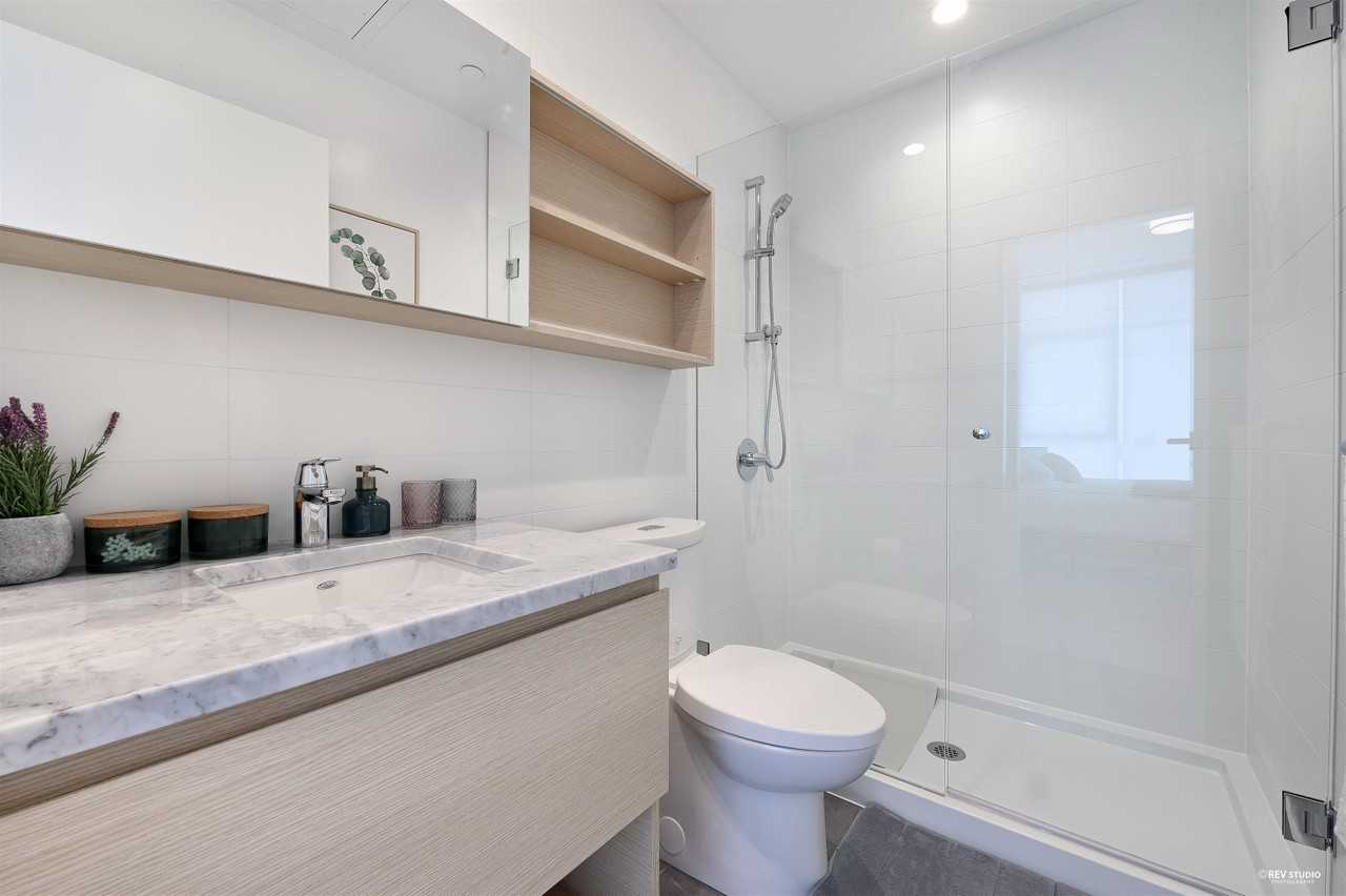 652 Whiting Way - Photo 2 of 13