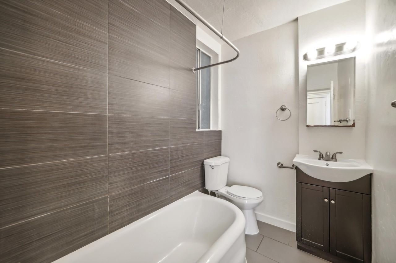 676 Geary Street - Photo 4 of 21