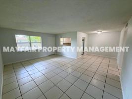 featured image of 4160 Nw 21st St #E220