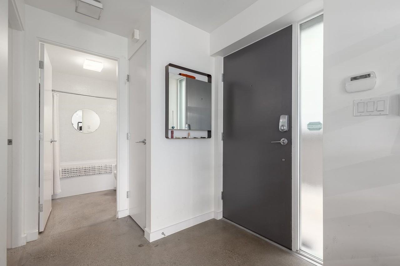 668 Union Street #2 - Photo 5 of 20