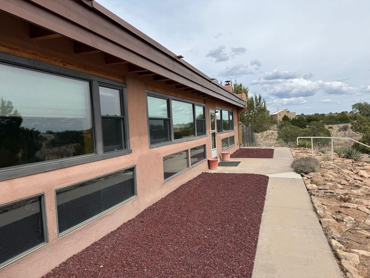 5 Oriente Ct - Photo 2 of 50