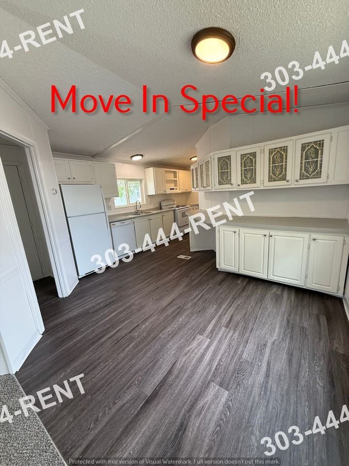 8525 Garfield Ct - Photo 5 of 11