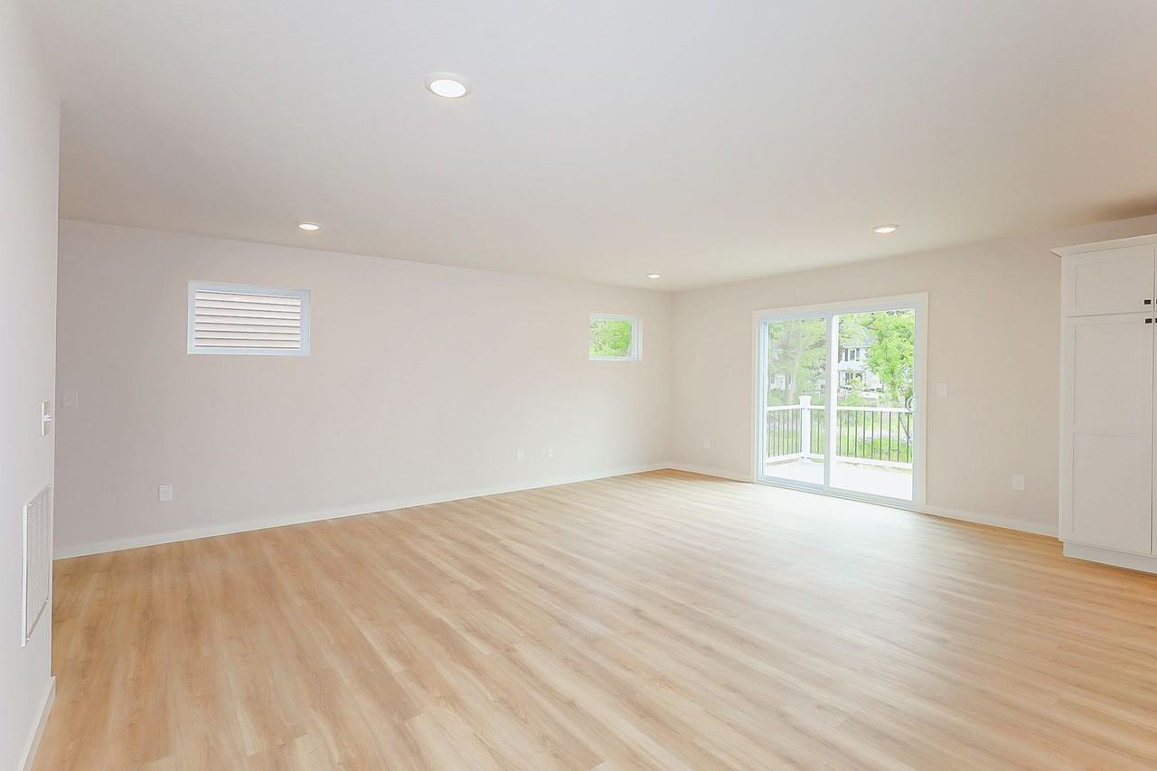 356 Sherman St - Photo 7 of 30