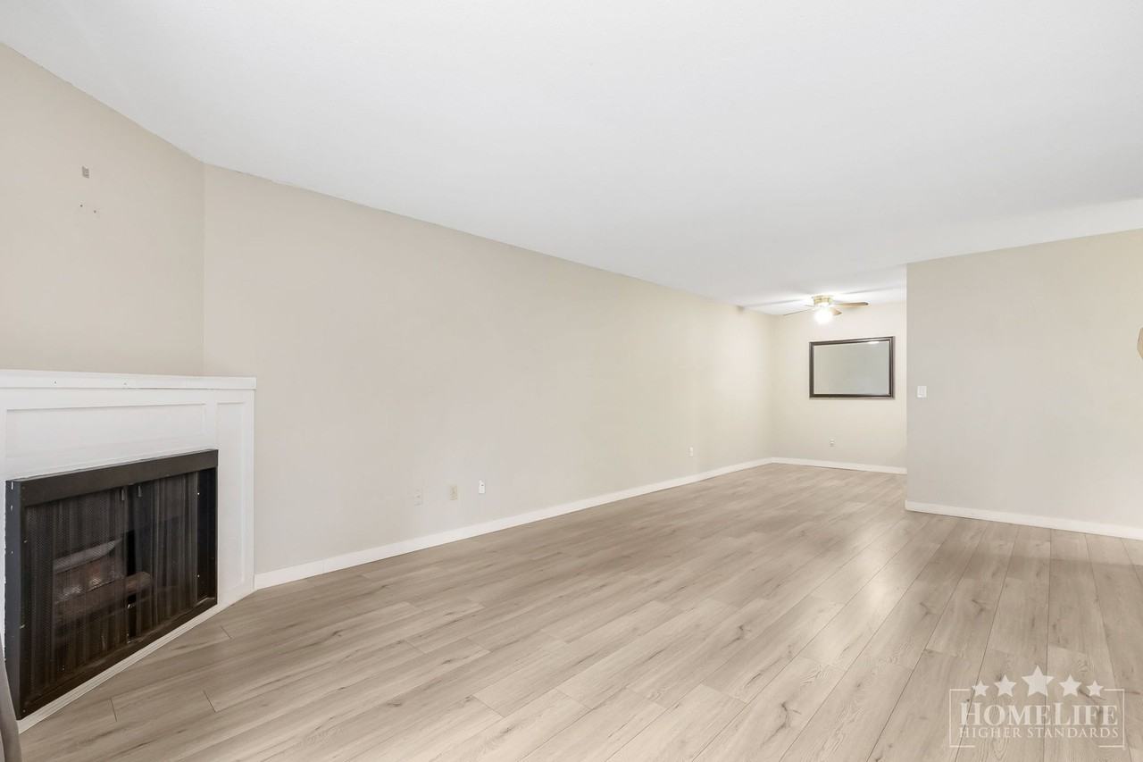 9682 134 St - Photo 5 of 17