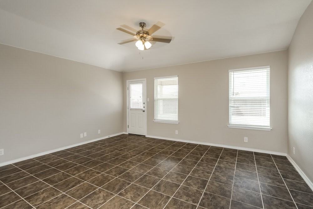 8903 Bowen Br - Photo 5 of 17