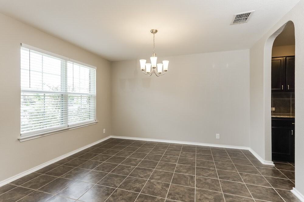 8903 Bowen Br - Photo 6 of 17