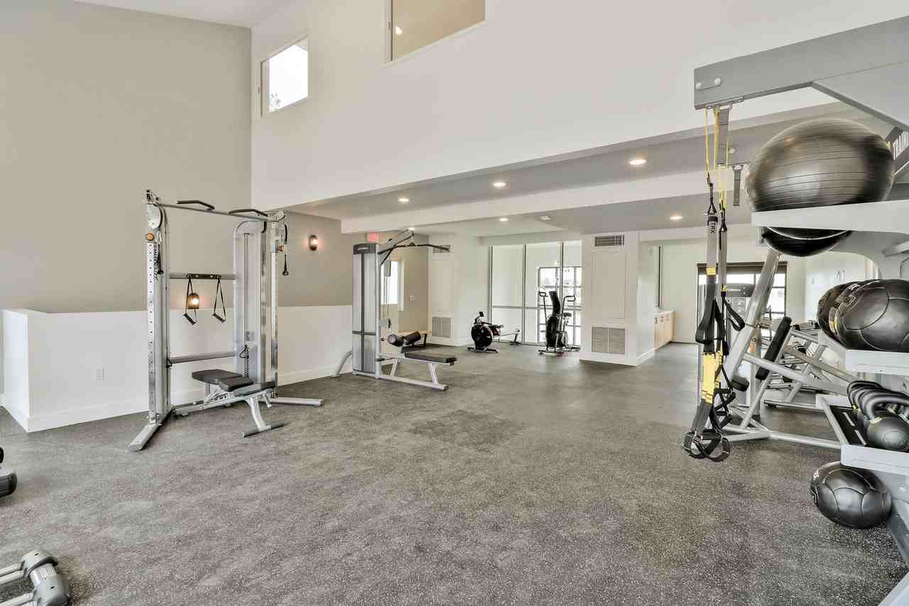 Coastal Village Apartments - Photo 7 of 22
