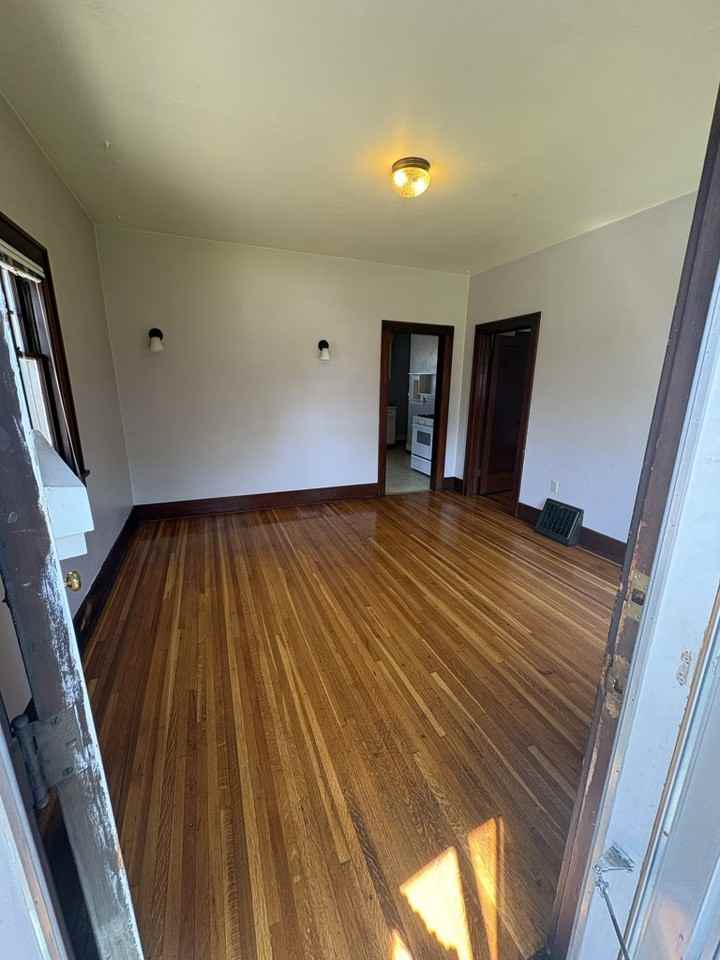324 W Spruce St #328 - Photo 2 of 15