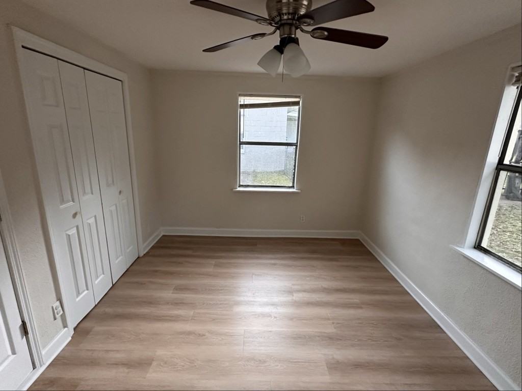 310 Washington Ave #A - Photo 5 of 10