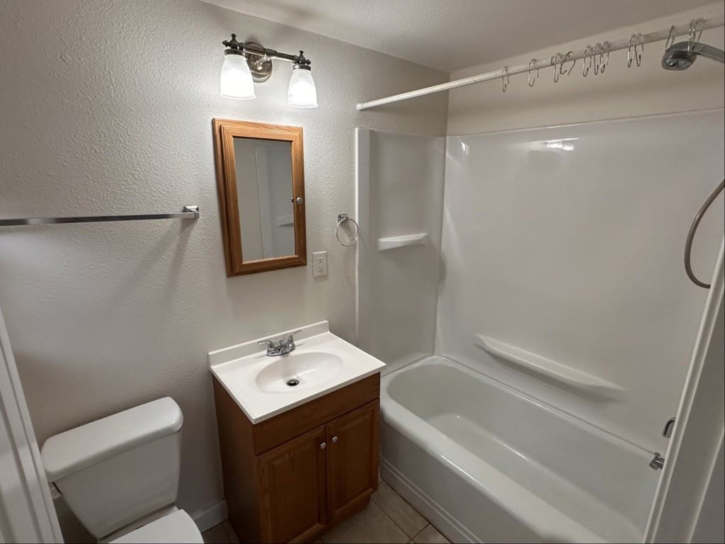 310 Washington Ave #A - Photo 7 of 10