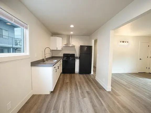 944 West St #1 - Photo 2 of 10