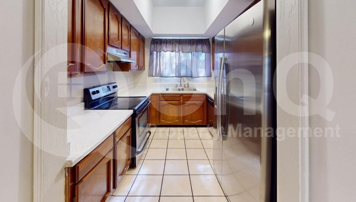7861 E Lester St - Photo 4 of 18