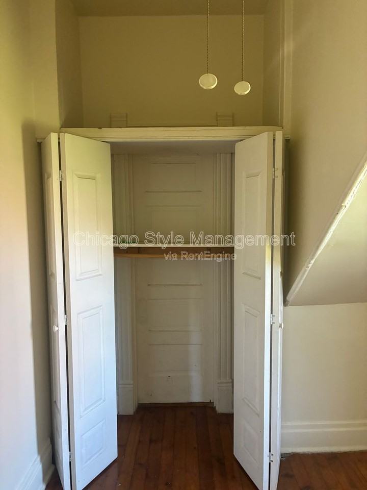 9035 S Burley Ave #1 - Photo 6 of 16
