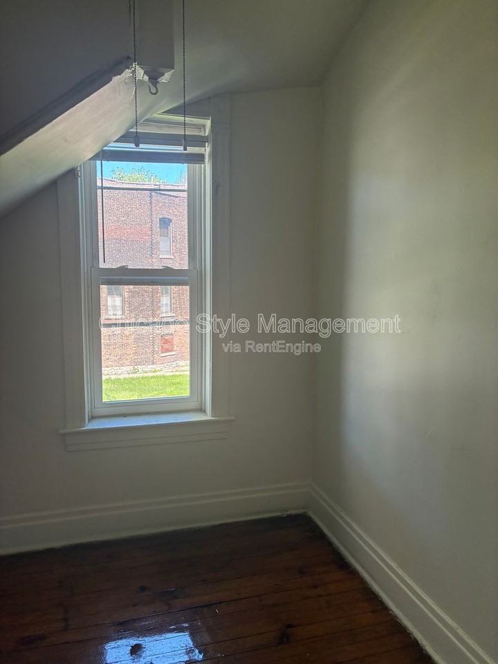 9035 S Burley Ave #1 - Photo 7 of 16
