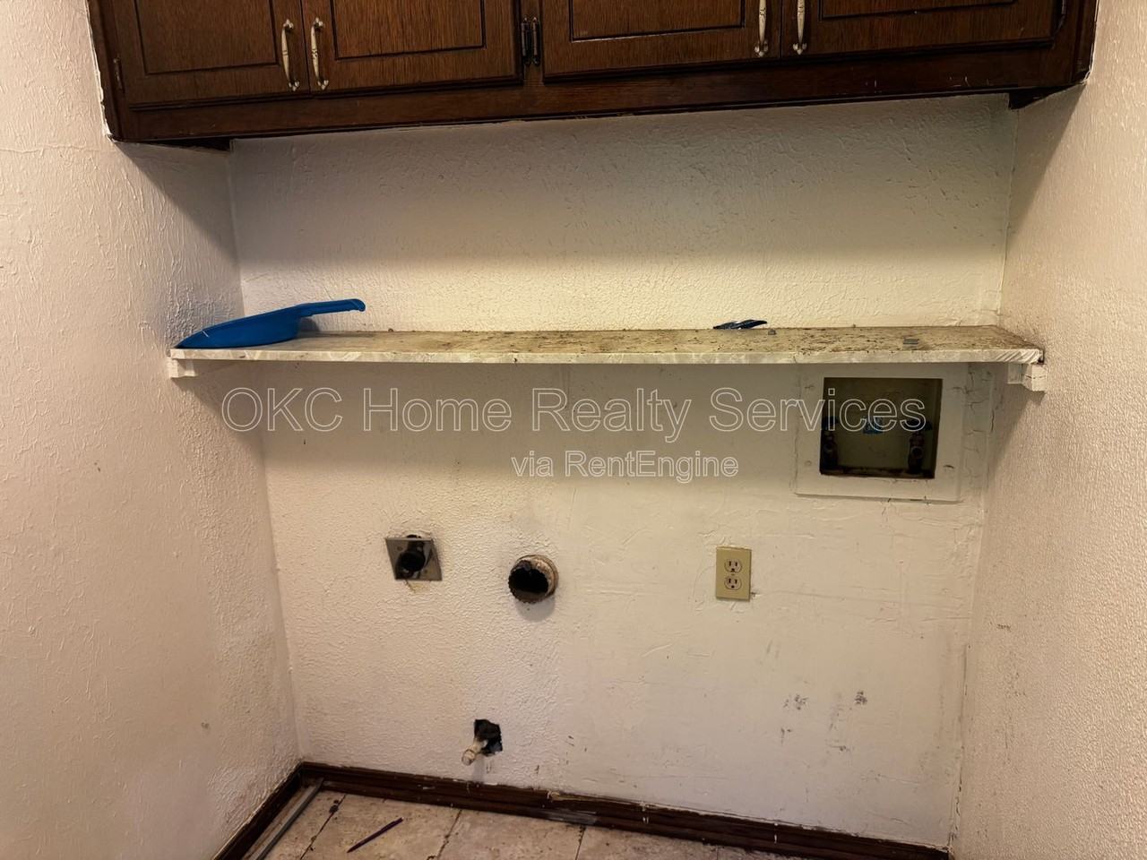 915 Delmar Cir - Photo 5 of 8