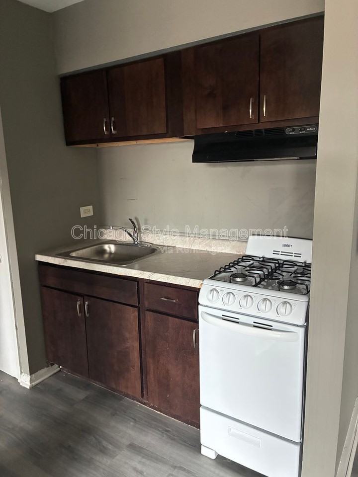 485 Buffalo Ave #2A - Photo 2 of 5