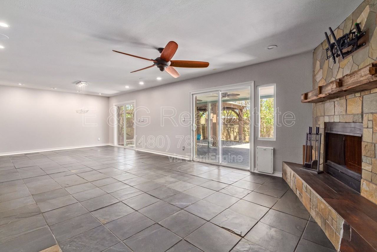 1640 E La Jolla Dr - Photo 6 of 34