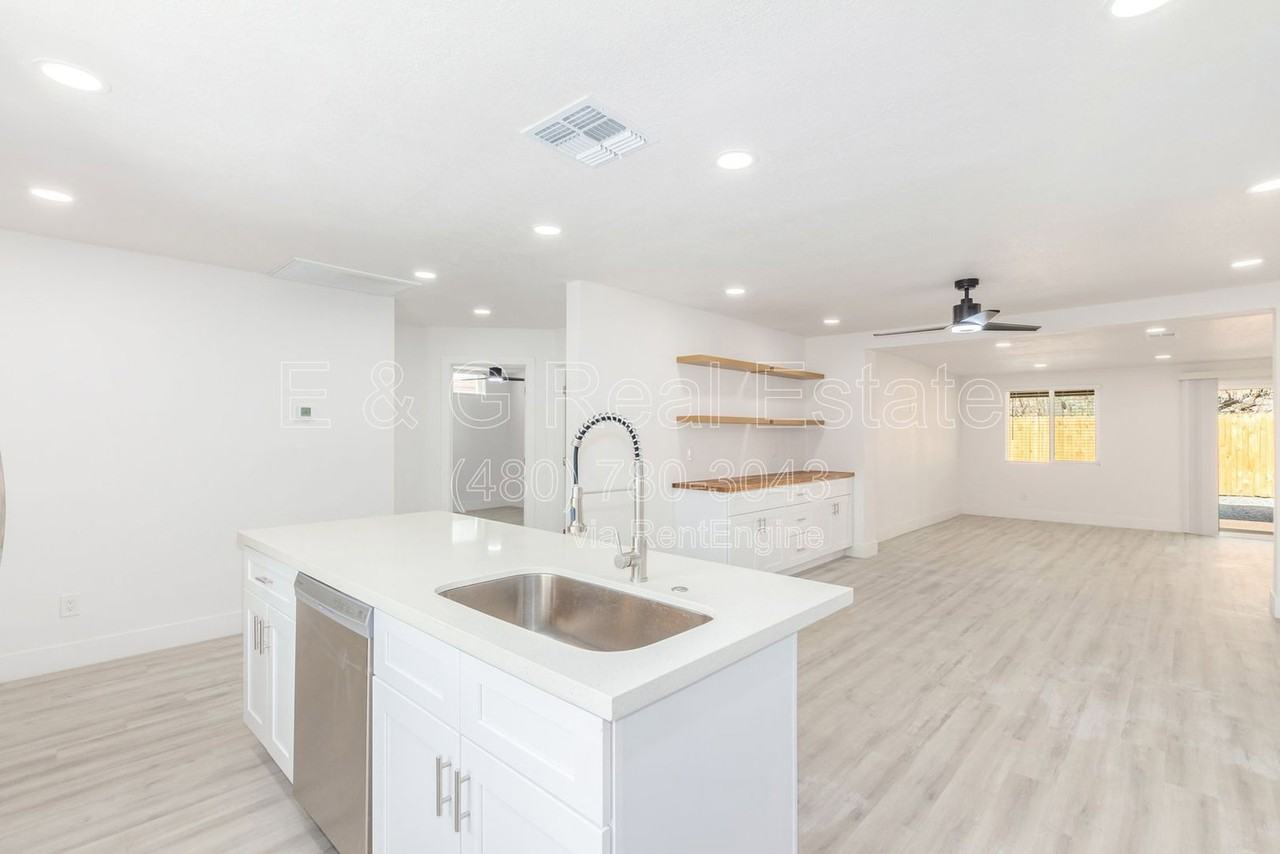 120 W Hu Esta Dr - Photo 5 of 33