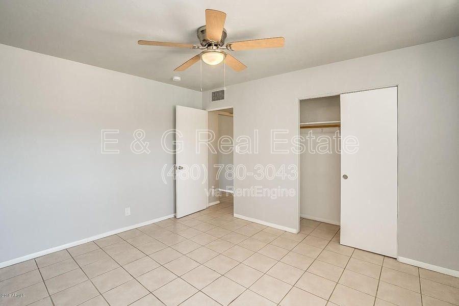 543 W 19th St - Photo 6 of 18