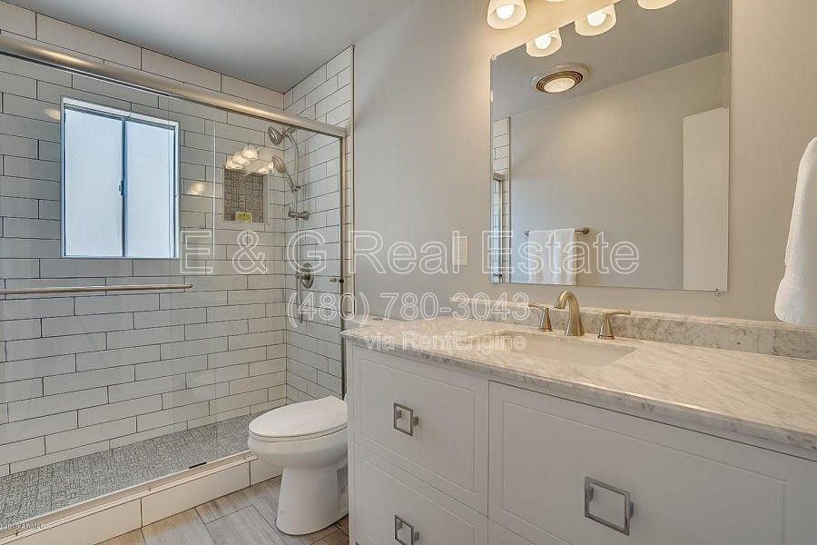 543 W 19th St - Photo 7 of 18