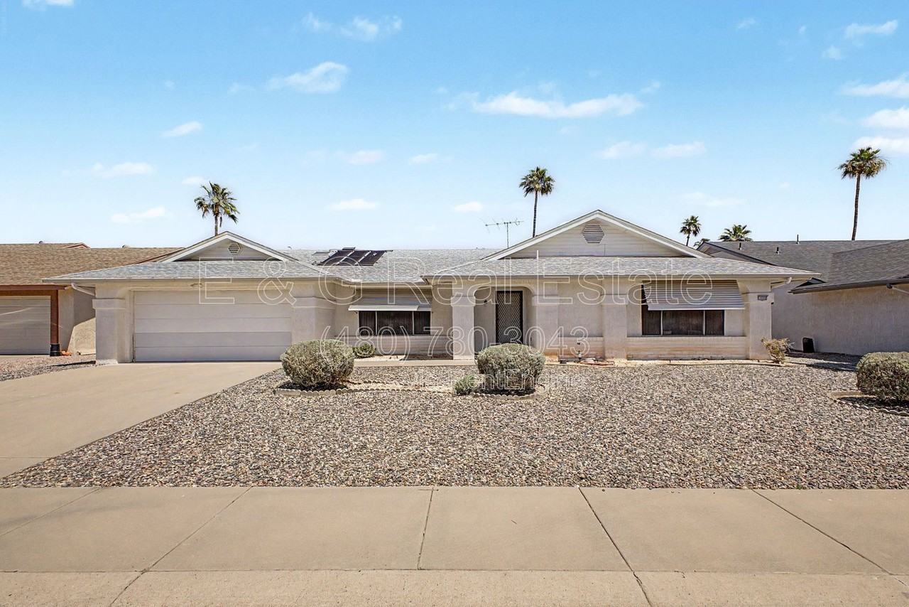 14222 W Yosemite Dr