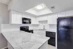 2149 E 10th St #3 - Photo 1 of 1