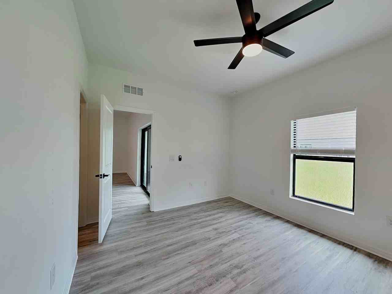 5347 29th St Sw - Photo 6 of 15