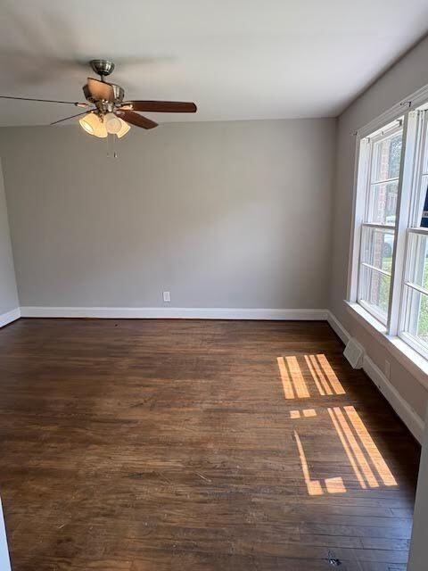 114 N Meade St #B - Photo 3 of 19