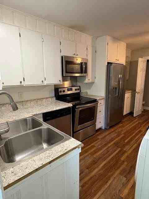 114 N Meade St #B - Photo 5 of 19