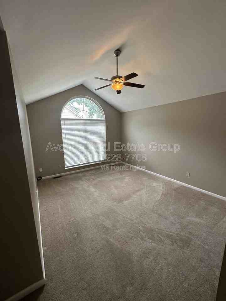 2427 Shiva Ct - Photo 2 of 21