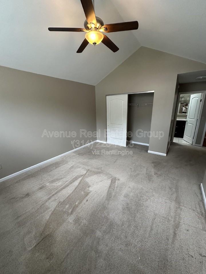 2427 Shiva Ct - Photo 3 of 21