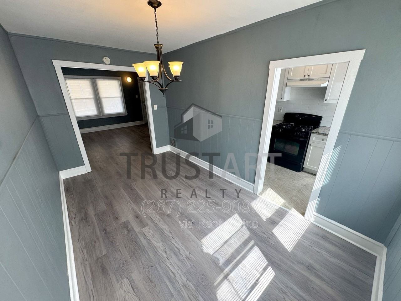 2640 S Robinson St - Photo 4 of 18