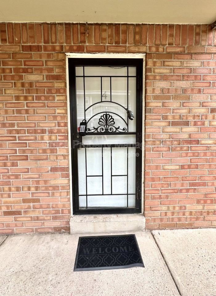 5700 W 28th Ave #4 - Photo 2 of 14