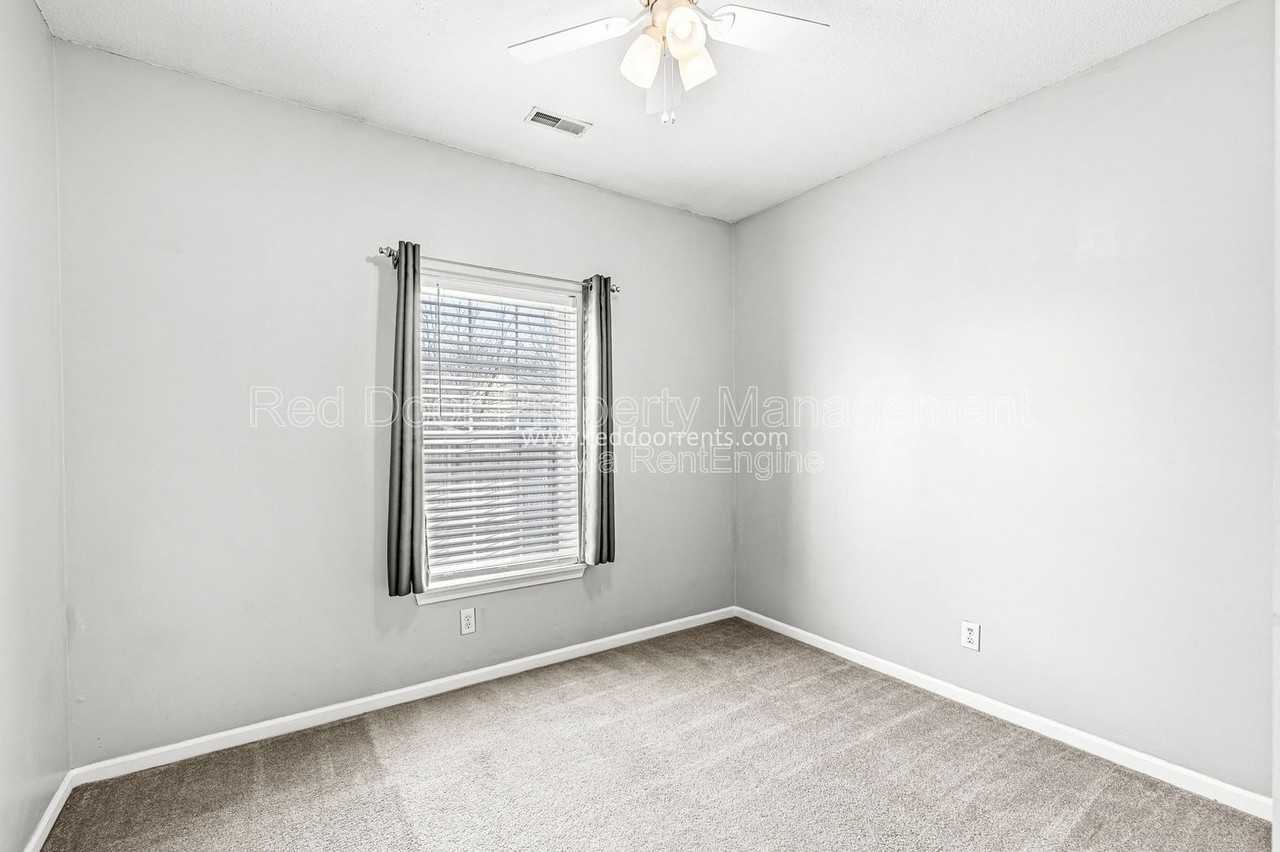 12273 Rambling Rd - Photo 2 of 28