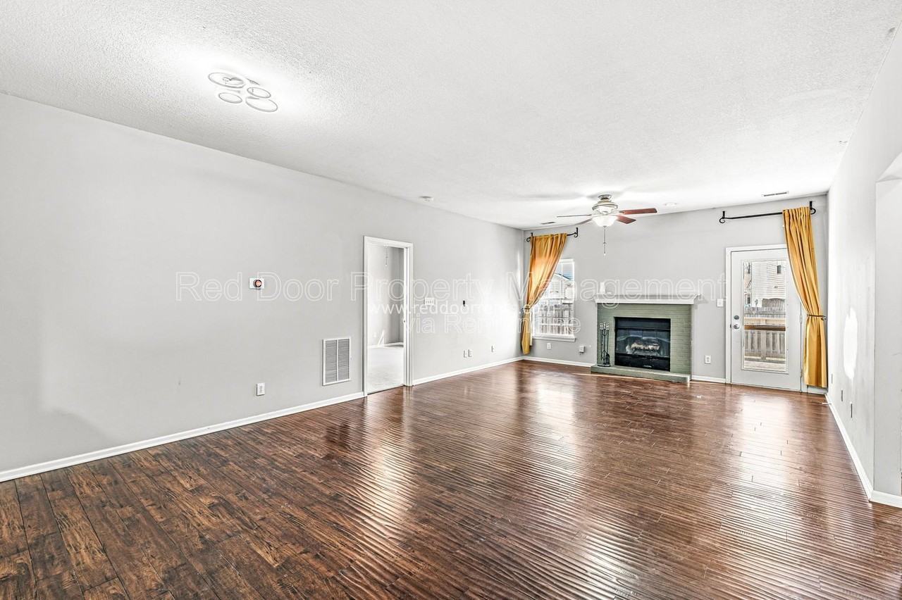 12273 Rambling Rd - Photo 7 of 28