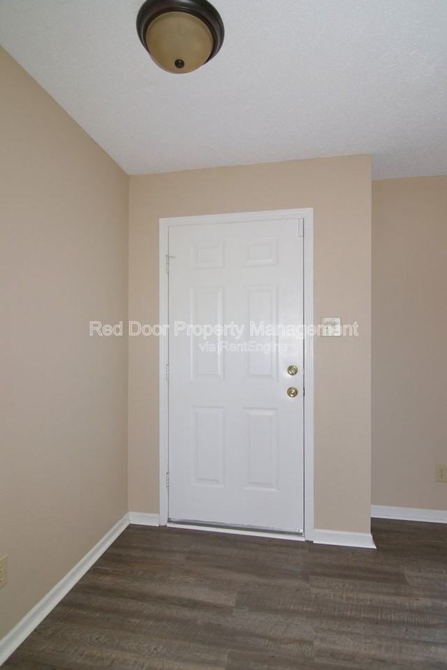76 Snowflake Cir - Photo 3 of 31