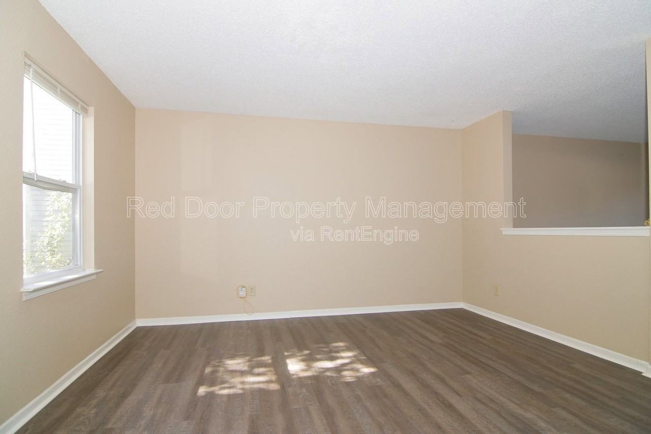 76 Snowflake Cir - Photo 4 of 31