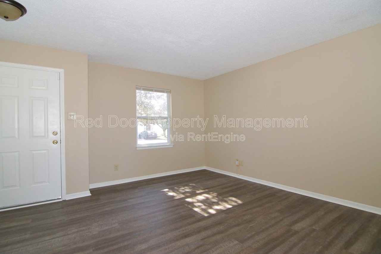 76 Snowflake Cir - Photo 5 of 31