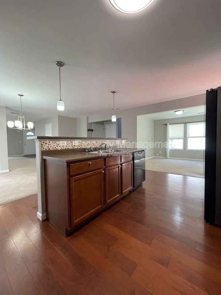7457 Brindle Trl - Photo 6 of 25