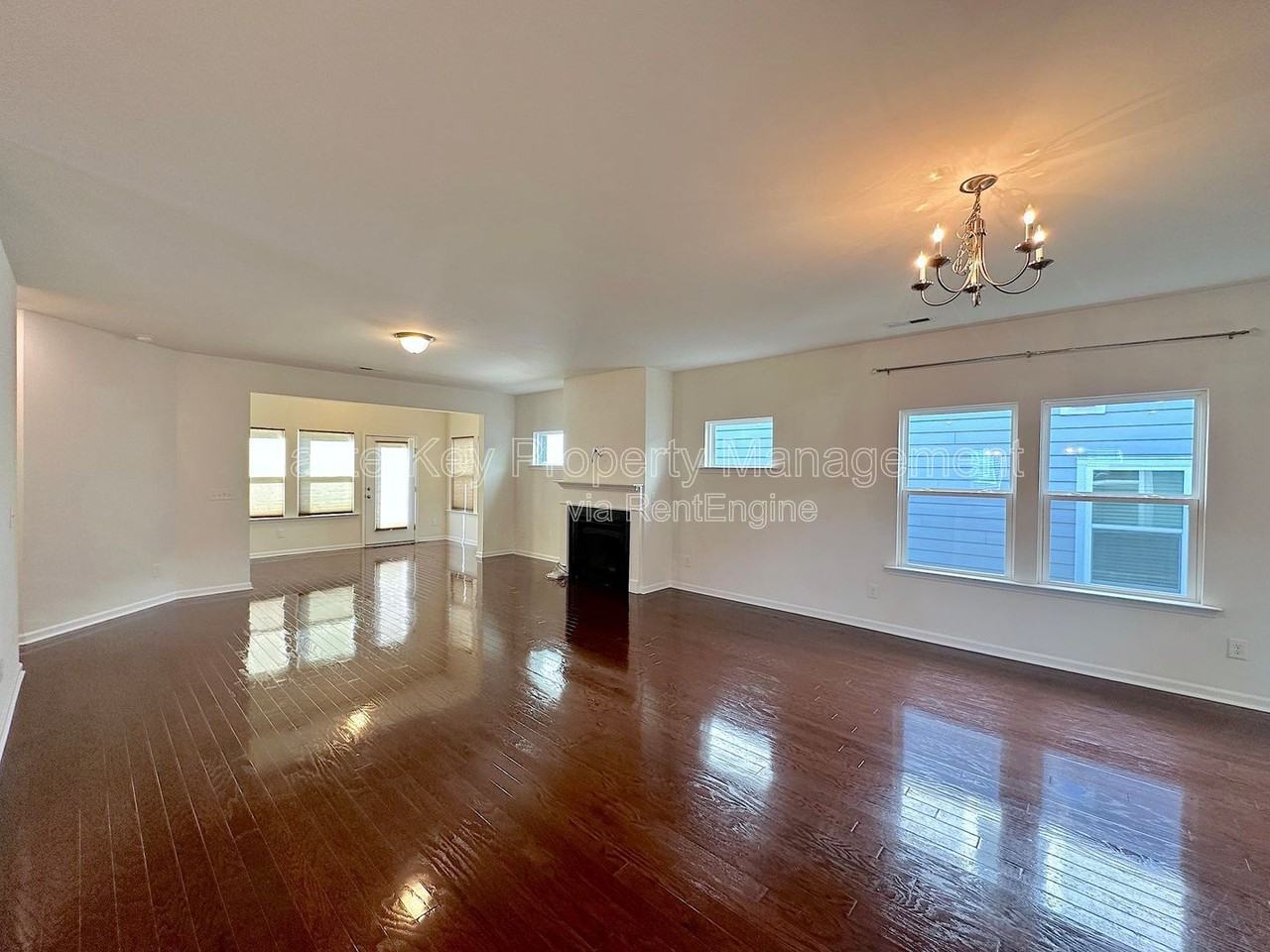 205 Azalea View Way - Photo 3 of 29