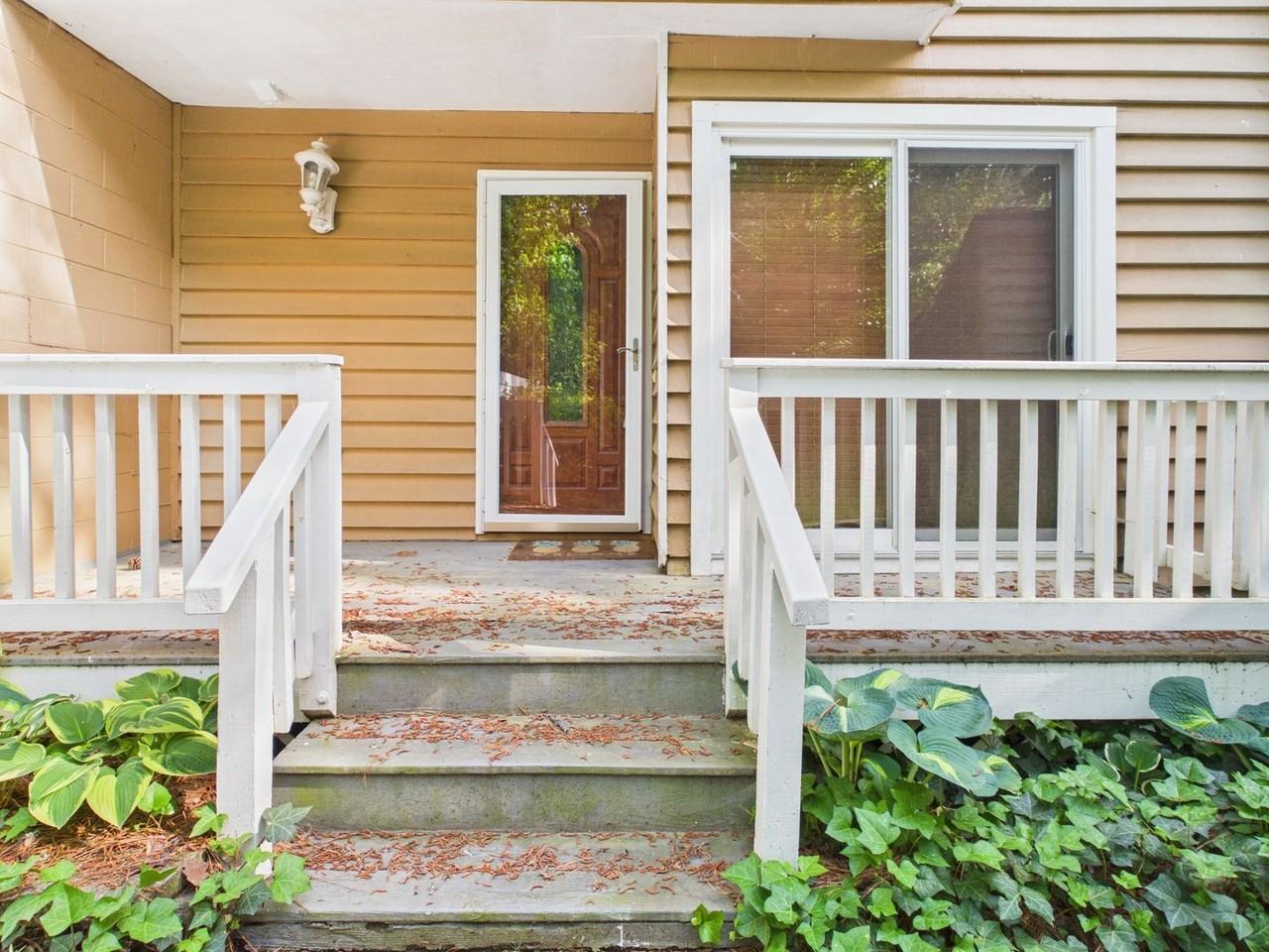4905 Long Shadow Dr - Photo 4 of 35