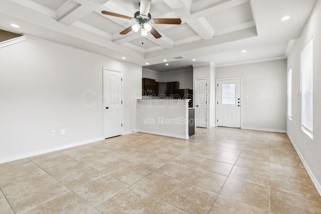 6015 Karly Way #101 - Photo 5 of 29